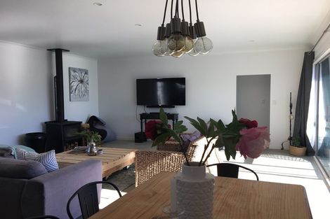 Photo of property in 12c Broadway Street, Martinborough, 5711