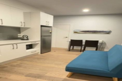 Photo of property in 21a Dominion Street, Takapuna, Auckland, 0622