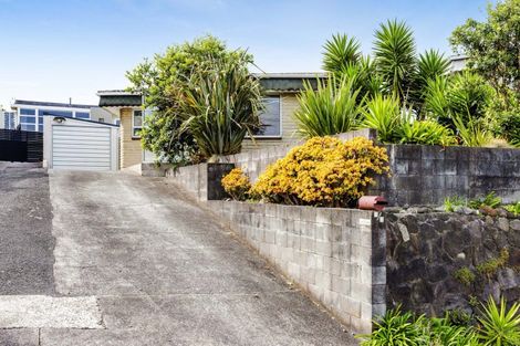 Photo of property in 3/4 Scott Street, Moturoa, New Plymouth, 4310