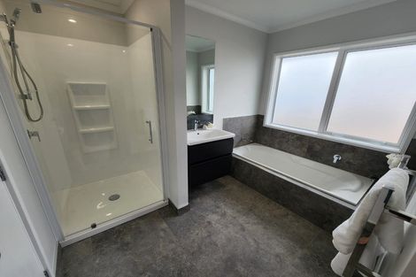 Photo of property in 8 Paul Way, Pokeno, 2402