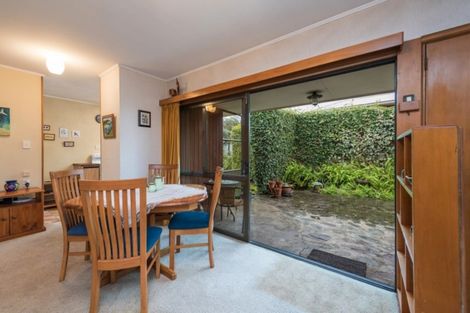 Photo of property in 37 Cawthron Crescent, Annesbrook, Nelson, 7011