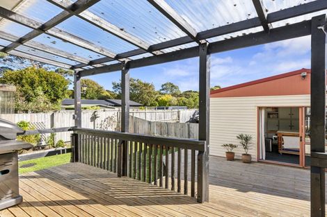 Photo of property in 43 Leinster Avenue, Raumati South, Paraparaumu, 5032