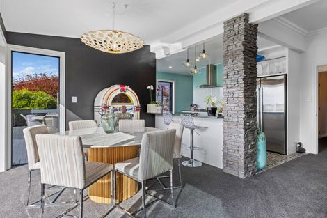 Photo of property in 2 Scenic Heights, Acacia Bay, Taupo, 3330