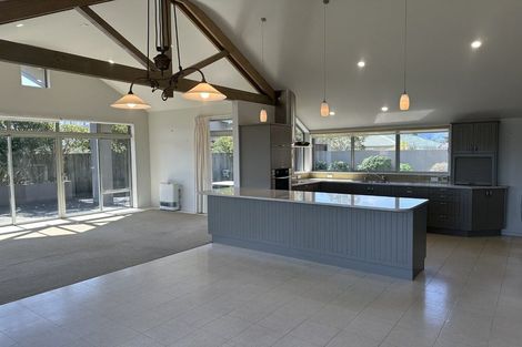 Photo of property in 12 Major Durie Place, Waikanae Beach, Waikanae, 5036