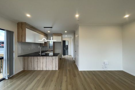 Photo of property in 1a Deering Place, Papatoetoe, Auckland, 2025