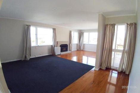 Photo of property in 3 Roband Avenue, Glenfield, Auckland, 0629