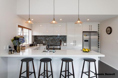 Photo of property in 7 Morocco Terrace, Kelvin Grove, Palmerston North, 4414