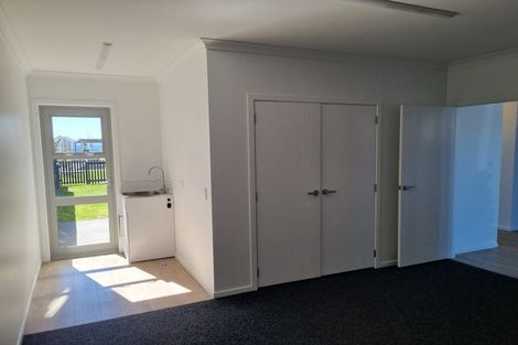 Photo of property in 27 Bill Miller Drive, Papamoa, 3118