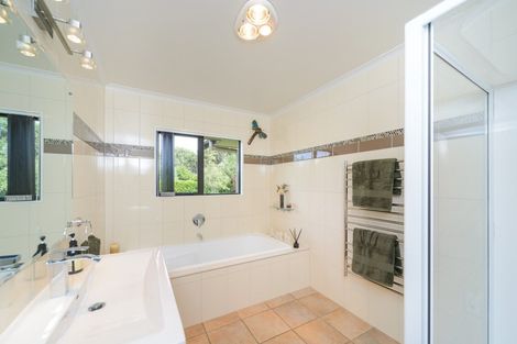 Photo of property in 25 Riverview Lane, Ashhurst, Palmerston North, 4470