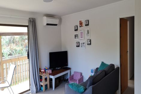 Photo of property in 1/21 Capricorn Place, Browns Bay, Auckland, 0630