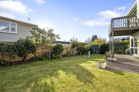 Photo of property in 2 Pipi Street, Two Mile Bay, Taupo, 3330