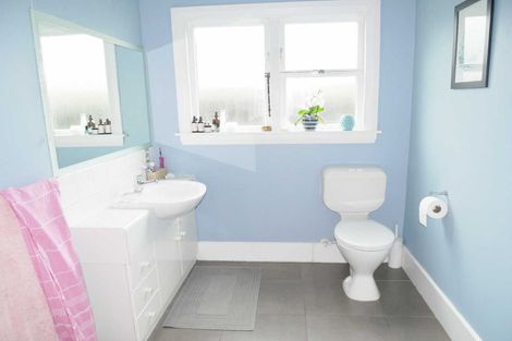 Photo of property in 15 Paparoa Street, Papanui, Christchurch, 8053