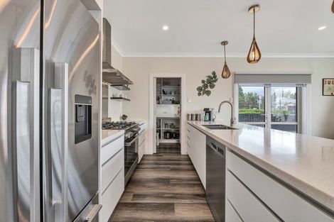 Photo of property in 5 Pembroke Road, Pembroke, Stratford, 4332