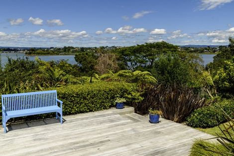 Photo of property in 15 Roderick Street, Otumoetai, Tauranga, 3110