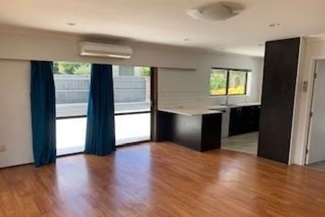 Photo of property in 1/50 Edgeworth Road, Glenfield, Auckland, 0629