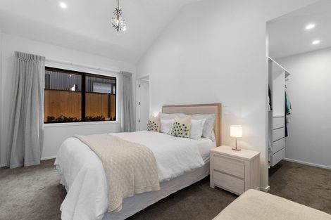 Photo of property in 32 Plough Street, Jacks Point, 9371