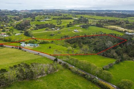 Photo of property in 136 Muriwai Road, Waimauku, 0881