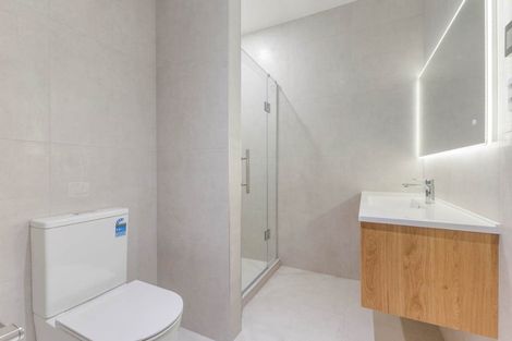 Photo of property in 5 Piringa Road, Pukekohe, 2120