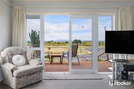 Photo of property in 126 Seaforth Road, Waihi Beach, 3611