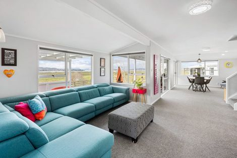 Photo of property in 62 Toetoe Road, Otaika, Whangarei, 0170