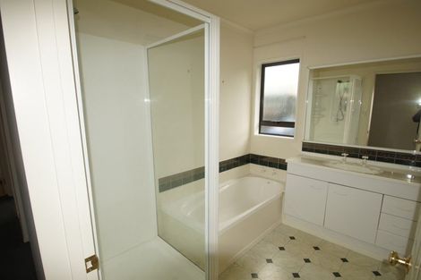 Photo of property in 1 Bowman Place, Sockburn, Christchurch, 8042