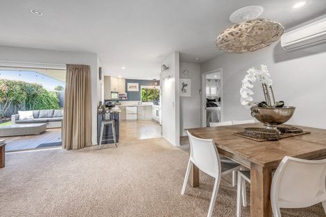 Photo of property in 40 Lakemere Way, Kinloch, Taupo, 3377