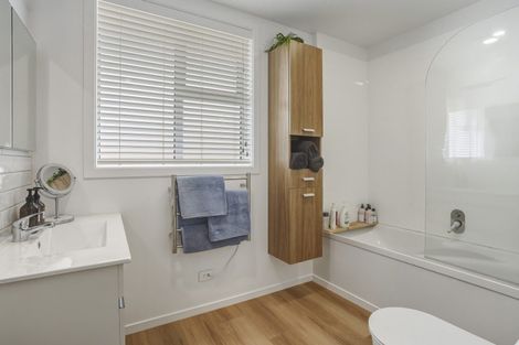 Photo of property in 44a Hargest Crescent, Saint Kilda, Dunedin, 9012