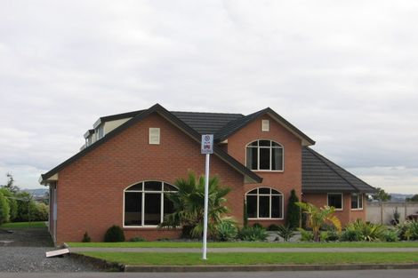 Photo of property in 45 Westerham Drive, Dannemora, Auckland, 2016