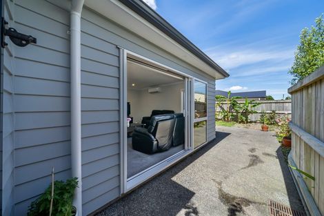 Photo of property in 2 Climie Way, Trentham, Upper Hutt, 5018