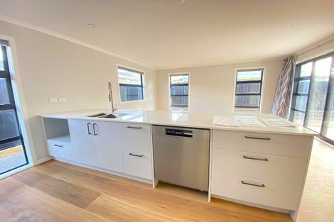 Photo of property in 26 Castletown Street, Wallaceville, Upper Hutt, 5018