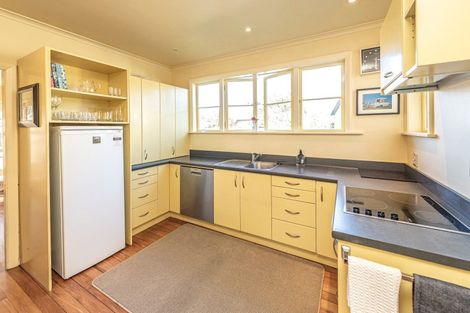 Photo of property in 10 Porritt Street, Saint Johns Hill, Whanganui, 4500