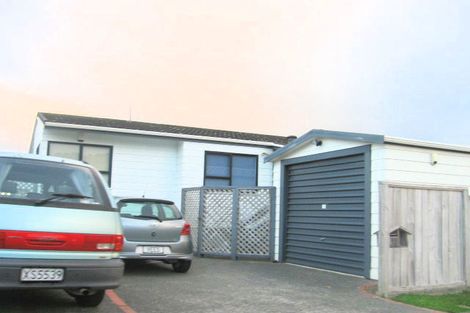 Photo of property in 14 Cathie Place, Karori, Wellington, 6012