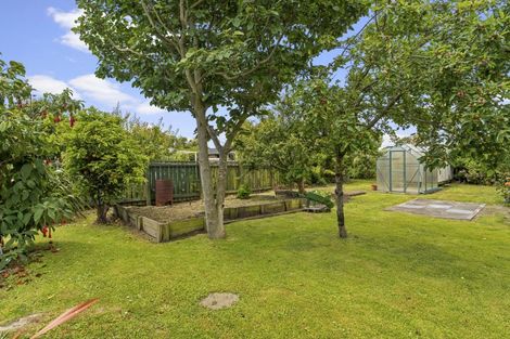 Photo of property in 20 Kiharoa Street, Otaki Beach, Otaki, 5512