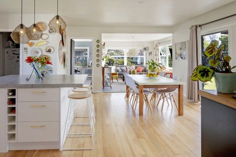 Photo of property in 3 East Street, Greytown, 5712