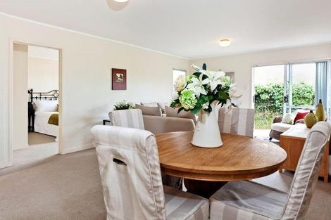 Photo of property in 2/11 Thurston Place, Bucklands Beach, Auckland, 2012