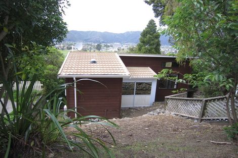 Photo of property in 6 Wairere Road, Belmont, Lower Hutt, 5010