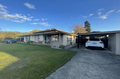 Photo of property in 8 Ihaka Street, Hokowhitu, Palmerston North, 4410