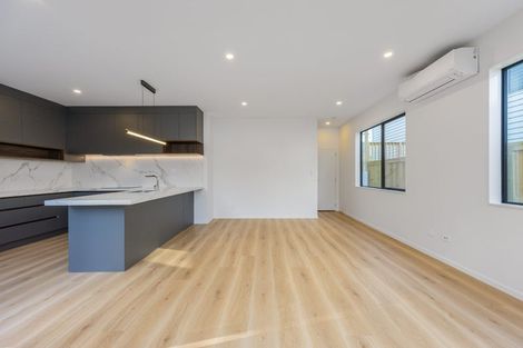 Photo of property in 7 Endurance Rise, Orewa, 0931