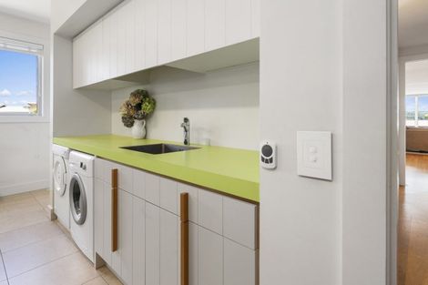 Photo of property in 77 Rainbow Drive, Rainbow Point, Taupo, 3330