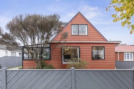 Photo of property in 37a Bledisloe Crescent, Wainuiomata, Lower Hutt, 5014