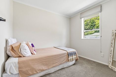 Photo of property in 53 Oakfield Crescent, Pukete, Hamilton, 3200