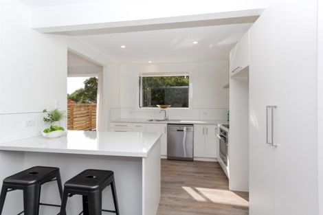 Photo of property in 2 Wayne Place, Ferndale, New Plymouth, 4310