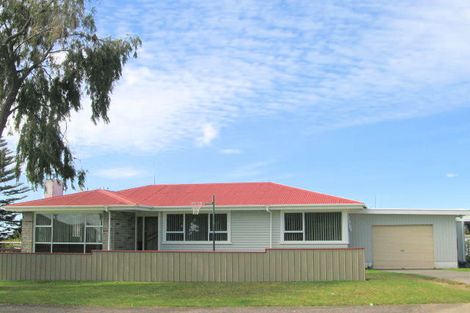 Photo of property in 2 Regent Street, Brookfield, Tauranga, 3110