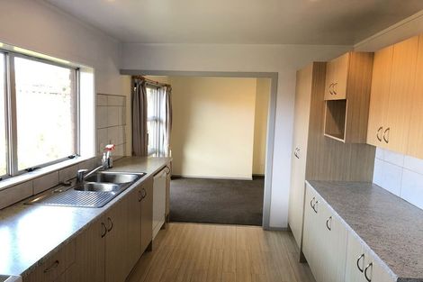 Photo of property in 2/8 Parera Place, Papatoetoe, Auckland, 2025