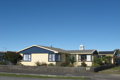Photo of property in 27 Hampden Street, Hokitika, 7810