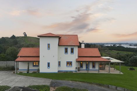 Photo of property in 1a Ngapeke Road, Welcome Bay, Tauranga, 3175