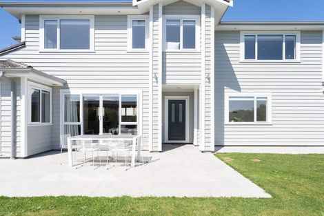 Photo of property in 64 Woodridge Drive, Woodridge, Wellington, 6037