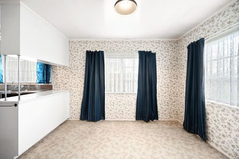 Photo of property in 1 Hilton Road, St Andrews, Hamilton, 3200