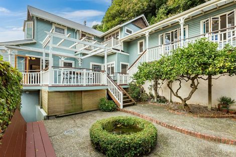 Photo of property in 335 Muritai Road, Eastbourne, Lower Hutt, 5013