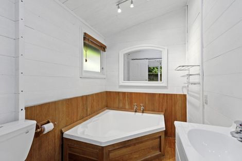 Photo of property in 145a Pinehaven Road, Pinehaven, Upper Hutt, 5019